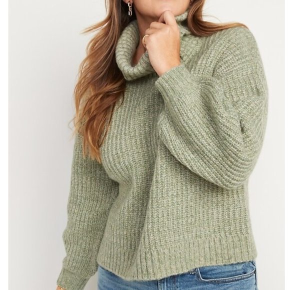 Old Navy Sweaters - NWT Old Navy Light Green Wool Blend Shaker Stitch Knit Turtleneck Sweater M Tall